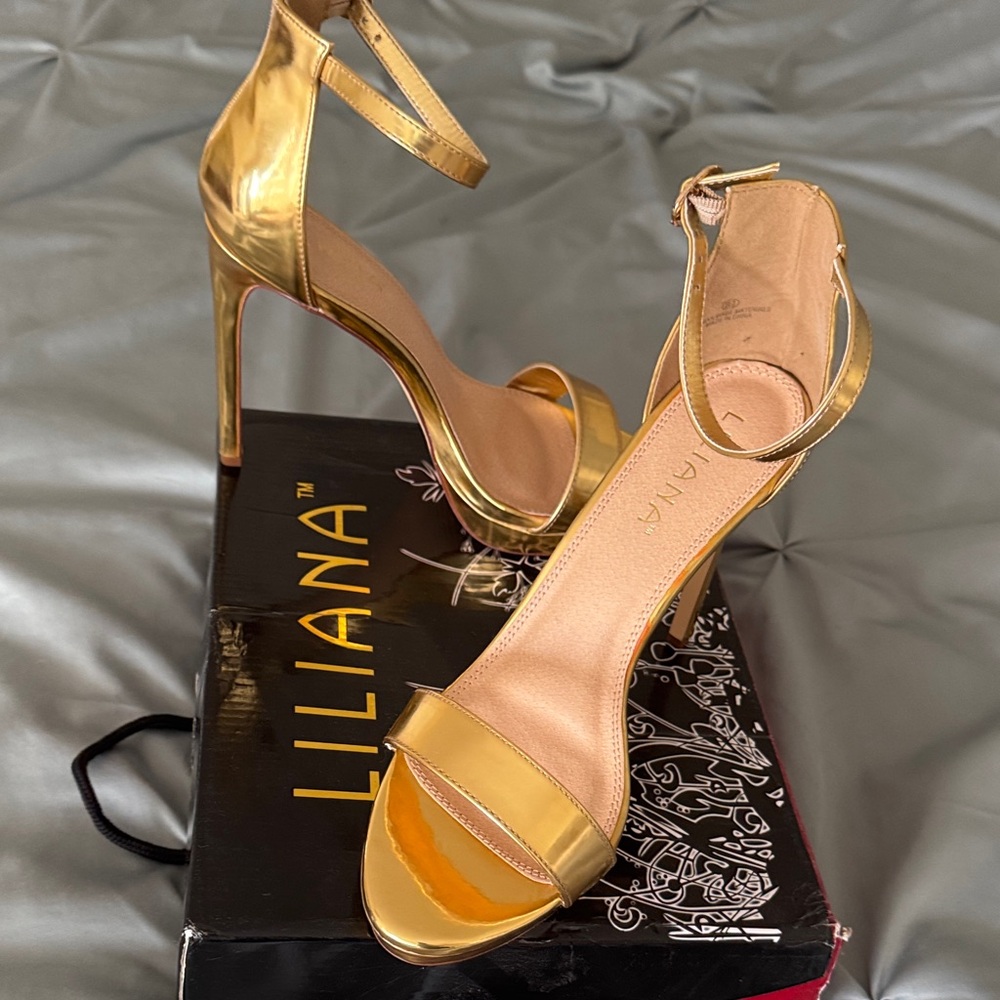 Liliana “Ivanka” Mirror Gold High Heel Platform Sandals - Picture 2 of 3